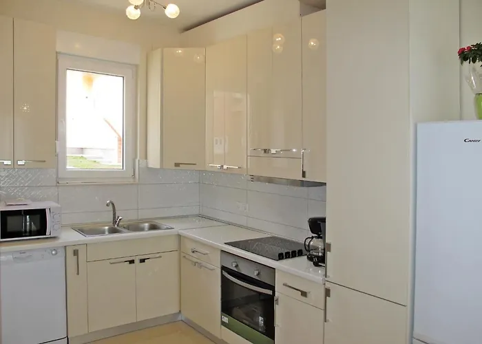 Silvija By Interhome זאדאר